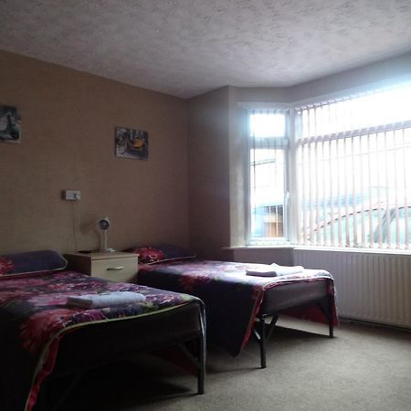The Manor Hotel Nuneaton Bagian luar foto